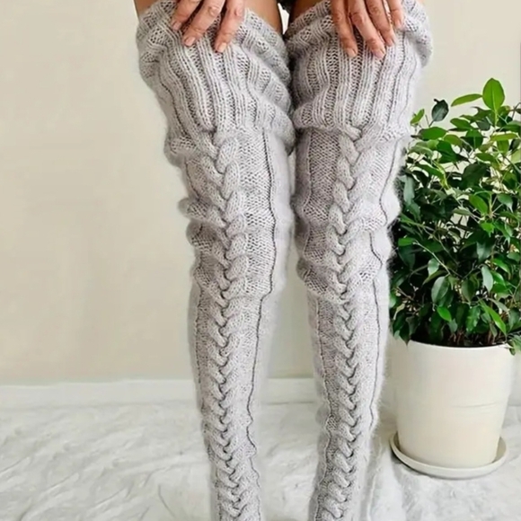 The Unbranded Brand Shoes - Womens Thigh High Thermal Cozy Gray Knit Over-the-Knee Socks